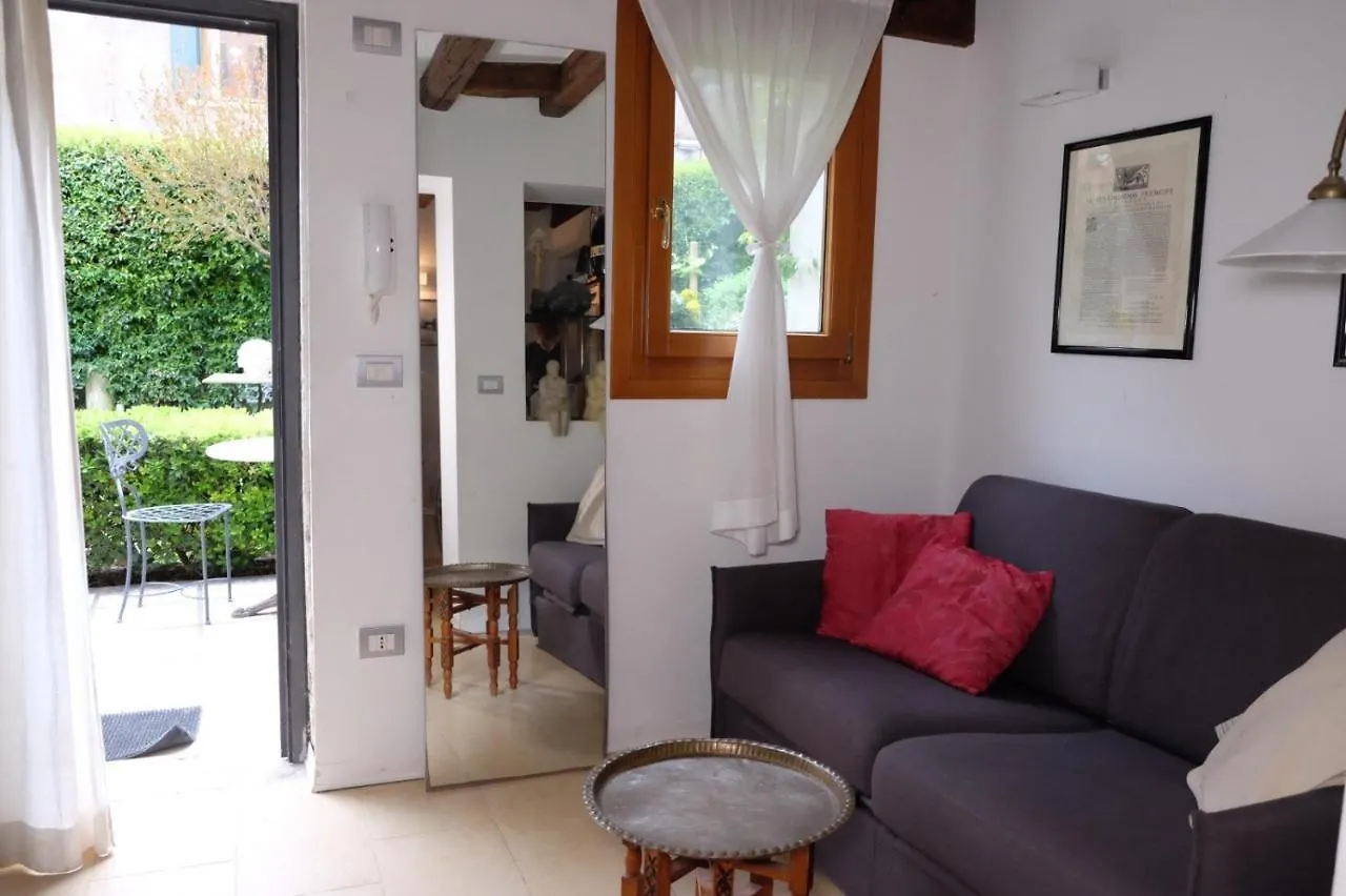 Apartment Residence Flowery Venice Italy